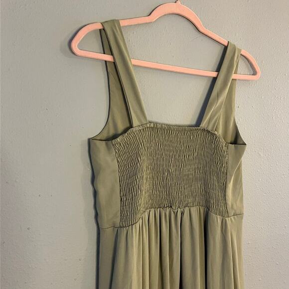 Show Me Your Mumu Maxi Dress Size Large Sage Green Feminine Soft - Picture 7 of 7